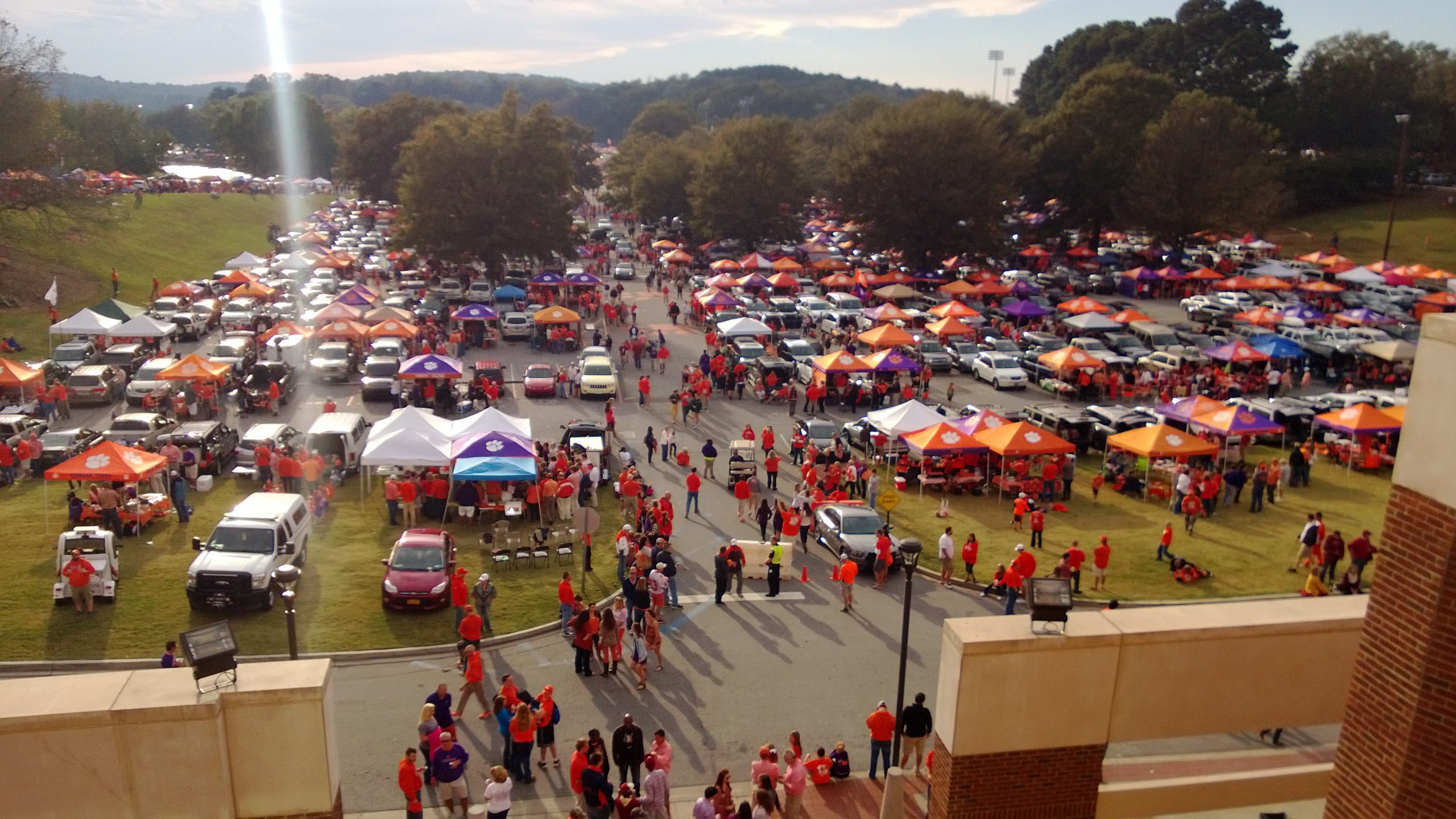 Tailgate Gear — Grills, Speakers, and Chairs for Pregame Tailgating